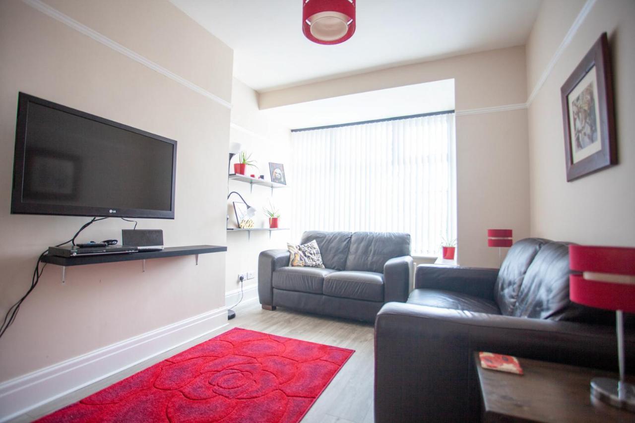 Quiet Residence Close To M6 Preston Samlesbury Bagian luar foto