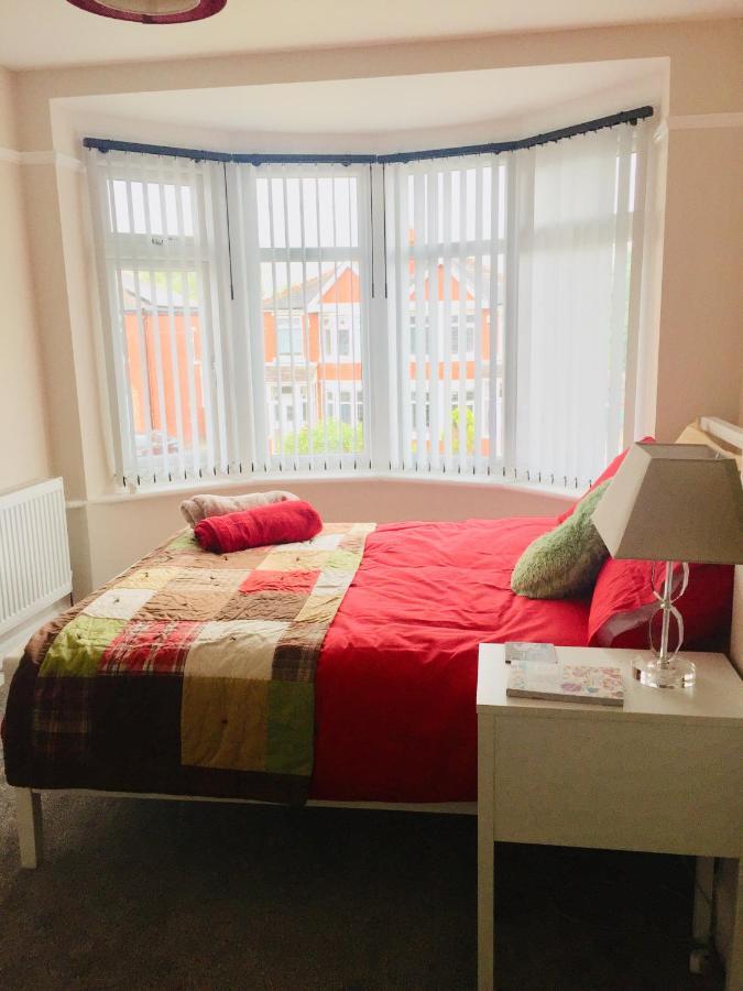 Quiet Residence Close To M6 Preston Samlesbury Bagian luar foto