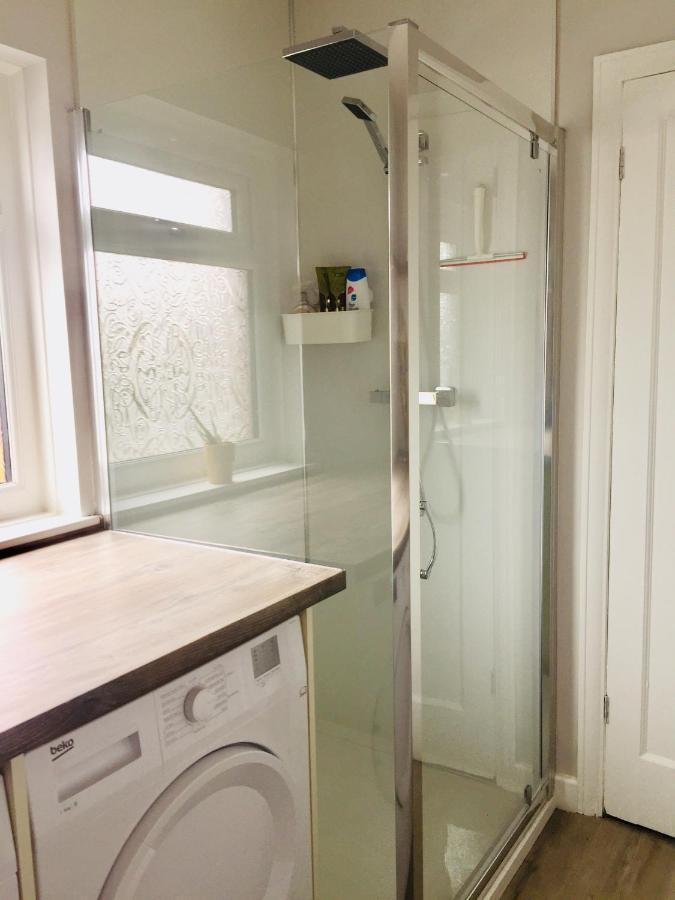 Quiet Residence Close To M6 Preston Samlesbury Bagian luar foto